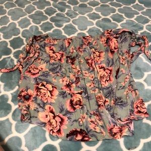 American eagle never worn large shirt